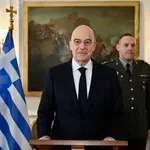 Δένδιας από Λονδίνο: Στη Βουλή κρίσιμα εξοπλιστικά προγράμματα για αεράμυνα, F-35, F-16 Viper και φρεγάτες MEKO