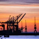 Πετρέλαιο: Στα 103,14 δολάρια αυξημένο κατά 42% από την έναρξη του πολέμου