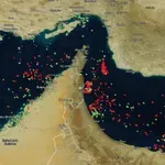 Πόλεμος στη Μέση Ανατολή: Μπλακ άουτ στα Στενά του Ορμούζ με «μποτιλιάρισμα» πλοίων