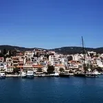 Σκιάθος: Το πρώτο νησί με οργανωμένη στρατηγική τουρισμού για άτομα στο φάσμα του αυτισμού