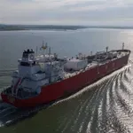 Περσικός Κόλπος: 10 ελληνικά πλοία και 90 Έλληνες ναυτικοί στην περιοχή – Τι λέει το υπουργείο Ναυτιλίας