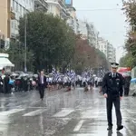 Άνοιξη μετ’ εμποδίων την 25η Μαρτίου: «Κρατήστε μπουφάν και ομπρέλα», τα σχόλια των μετεωρολόγων