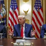 Eν αναμονή της αντιπρότασης του Ιράν στον Λευκό Οίκο – ΗΠΑ και Ισραήλ βομβάρδισαν πυρηνικό αντιδραστήρα