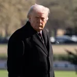 LIVE – Μέση Ανατολή: Μπαράζ ιρανικών πυραύλων προς το Ισραήλ – Σκληρές δηλώσεις Τραμπ: «Το Ιράν θέλει συμφωνία αλλά φοβάται να το πει»