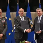 Δένδιας: Συμφωνία με την Ευρωπαϊκή Τράπεζα Επενδύσεων για την ενεργειακή αναβάθμιση 40 στρατοπέδων