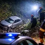 Πήλιο: Πατέρας και κόρη έπεσαν με το αυτοκίνητο σε χαράδρα λόγω κακοκαιρίας