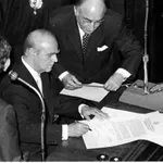 28 χρόνια χωρίς τον Κωνσταντίνο Καραμανλή: Η Νέα Δημοκρατία τιμά τον ιδρυτή της