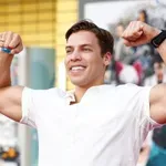 Σόι πάει το bodybuilding – Ο γιος του Σβαρτσενέγκερ βαδίζει στα βήματα του πατέρα του