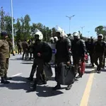 Μέση Ανατολή: Δρακόντεια μέτρα ασφαλείας στο Πακιστάν – Ξεκίνησαν οι συνομιλίες ΗΠΑ και Ιράν – Στην «κόψη του ξυραφιού» η εκεχειρία