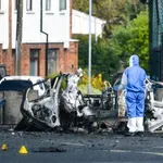 Βόρεια Ιρλανδία: Ως απόπειρα δολοφονίας ερευνάται η έκρηξη αυτοκινήτου έξω από αστυνομικό τμήμα – Σενάρια για νέο IRA