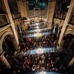 Χριστός Ανέστη: Φως, ελπίδα και ευχή για ειρήνη σε κάθε γωνιά της Ελλάδας – Από το Άγιο Φως στις καρδιές των πιστών – Μήνυμα αγάπης και ενότητας σε μια ταραγμένη εποχή