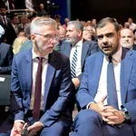 Μαρινάκης σε ρόλο πυροσβέστη μετά τη «γκρίνια» βουλευτών κατά Σκέρτσου