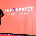 Στέφανος Κασσελάκης: «Φέρτε πίσω τα κλεμμένα» – Νέες καταγγελίες για το πτυχίο του Μακάριου Λαζαρίδη