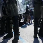 Ομάδα 20 νεαρών ξυλοκόπησε άνδρα των ΜΑΤ – Είχε υπηρετήσει στην ίδια διμοιρία με τον Γιώργο Λυγγερίδη