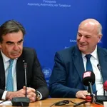 Τελετή παράδοσης-παραλαβής στο υπουργείο Αγροτικής Ανάπτυξης – Μαργαρίτης Σχοινάς: «Στόχος μας η συνολική αναδιάταξη του πρωτογενούς τομέα»