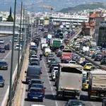 Ολοκληρώνεται η μεγάλη έξοδος του Πάσχα – Χωρίς προβλήματα η κίνηση σε δρόμους και λιμάνια