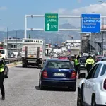 Πάσχα 2026: Μαζική έξοδος με 320.000 οχήματα – «Κόκκινο» σε δρόμους, ΚΤΕΛ και λιμάνια