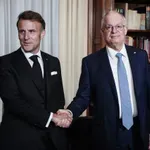 Μακρόν στο Προεδρικό Μέγαρο: Επίσημο δείπνο με 120 καλεσμένους και ελληνικές γεύσεις