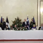 Δείπνο υψηλού συμβολισμού για Μακρόν στο Προεδρικό Μέγαρο: Θαλασσινές γεύσεις, ελληνικά προϊόντα και «υπογραφή» Βασίλη Μπέκα στο επίσημο μενού