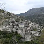 Καλαρρύτες και Συρράκο: Τα αρχοντοχώρια των Τζουμέρκων που μοιάζουν βγαλμένα από άλλη εποχή