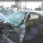 Σφοδρή σύγκρουση φορτηγού με όχημα: Εγκλωβίστηκε γυναίκα – Άμορφη μάζα σιδερικών το IX