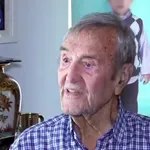 Γιάννης Βογιατζής: «Δεν θέλω να ξαναπαίξω στο θέατρο – φοβάμαι τη συγκίνηση και τις συνέπειές της»