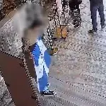 Οι τουρκικές Αρχές συνέλαβαν 2 Έλληνες όταν ύψωσαν ελληνική σημαία μέσα στην Αγία Σοφία (Βίντεο)