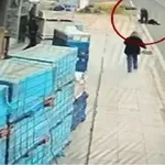 Αρτέμιδα: ΙΧ παρέσυρε μοτοσικλετιστή και τον εγκατέλειψε αβοήθητο (Βίντεο)