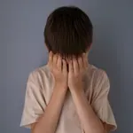 Πάτρα: Ελεύθερος με όρους ο πατέρας που εξανάγκαζε τον 12χρονο γιο του να εργάζεται