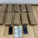 Συνελήφθησαν δύο άνδρες σε σταθμό διοδίων που είχαν μέσα σε αυτοκίνητο 10 κιλά κάνναβη (Φωτό)