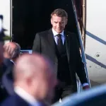 Μακρόν: «Μοντέλο οικονομικής προόδου η Ελλάδα» – Μητσοτάκης: «Πιο κοντά από ποτέ Ελλάδα και Γαλλία» –  Σήμα για νέες επενδύσεις από τη Γαλλία