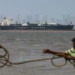 Ορμούζ: Η ελληνική ναυτιλία πλήττεται περισσότερο από κάθε άλλη χώρα της ΕΕ