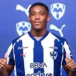 Συνεχίζεται ο «κατήφορος για τον Μαρσιάλ – Στην… πόρτα της εξόδου από την Μοντερέι