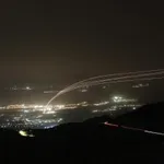 Πλήγμα στην Oracle στο Ντουμπάι και κατάρριψη αεροσκάφους – Ιρανικό βίντεο με πυραύλους τρολάρει τις νέες απειλές Τραμπ