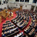 Βουλή: Μετωπική σύγκρουση Μητσοτάκη-αντιπολίτευσης για κράτος δικαίου και θεσμούς με φόντο τη Συνταγματική Αναθεώρηση