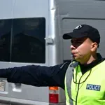 ΕΛ.ΑΣ: Τροχονομικοί έλεγχοι σε οδηγούς δικύκλων για τη μη χρήση κράνους – «Βροχή» τα πρόστιμα