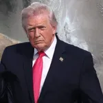 O Τραμπ πιέζει για συμφωνία με το Ιράν – Το Ορμούζ σε ασφυξία – Η οικονομία σε ανησυχία