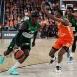 Βαλένθια-Παναθηναϊκός 102-84: Πικρή ήττα για τους Πράσινους – Χάθηκε το πλεονέκτημα έδρας