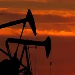 Πετρέλαιο: «Βουτιά» κάτω από τα 100 δολάρια μετά τη συμφωνία Τραμπ – Ιράν για κατάπαυση του πυρός