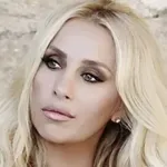 Γωγώ Μαστροκώστα: Το τελευταίο «αντίο» την Τετάρτη – Η συγκινητική επιθυμία της οικογένειας (Βίντεο)