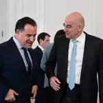 Νέα «καρφιά» Άδωνι για Δένδια – «Κάποιοι γυρνάνε το σύμπαν με το αεροπλάνο»