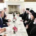 Επίσημο γεύμα του Γιώργου Γεραπετρίτη προς τιμήν του Οικουμενικού Πατριάρχη Βαρθολομαίου