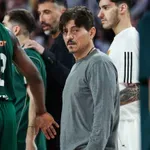 Γιαννακόπουλος για Ολυμπιακό: «Με τόσα ρεκόρ που σε λίγο δεν θα χωράνε σε λάβαρα, είναι το αδιαφιλονίκητο φαβορί»
