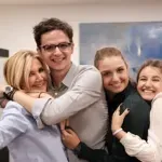 Μαρέβα Γκραμπόφσκι Μητσοτάκη: Η ανάρτηση για τη Γιορτή της Μητέρας αγκαλιά με τα παιδιά της