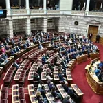 Η «αλαζονεία» γίνεται πολιτικό πρόβλημα – Από τον «μπάφο» στους «κακομοίρηδες» και τα 10 ευρώ βενζίνη – Ποιον θα μαζέψει πρώτο ο Μητσοτάκης;