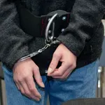 Μαρούσι: 22χρονος επιτέθηκε σε δύο γυναίκες και έκλεψε αυτοκίνητο – Τον κατήγγειλε ο πατέρας του
