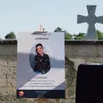 Γαλλία: Βαθιά συγκίνηση στην κηδεία της 11χρονης Λιανά – Εκατοντάδες πολίτες στο τελευταίο «αντίο» (Βίντεο)