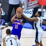 NBA: Οι Νικς έκαναν το 2-0 και βρίσκονται κοντά στο πρώτο πρωτάθλημα από το 1973