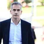 Ένα τετράδιο γεμίζει αυτές τις μέρες ο Κώστας Μπακογιάννης