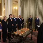 Ορκίστηκαν Μαρκόπουλος, Κώτσηρας, Χατζηβασιλείου και Σούκουλη – Τα χαρτοφυλάκια που αναλαμβάνουν (φωτό & βίντεο)